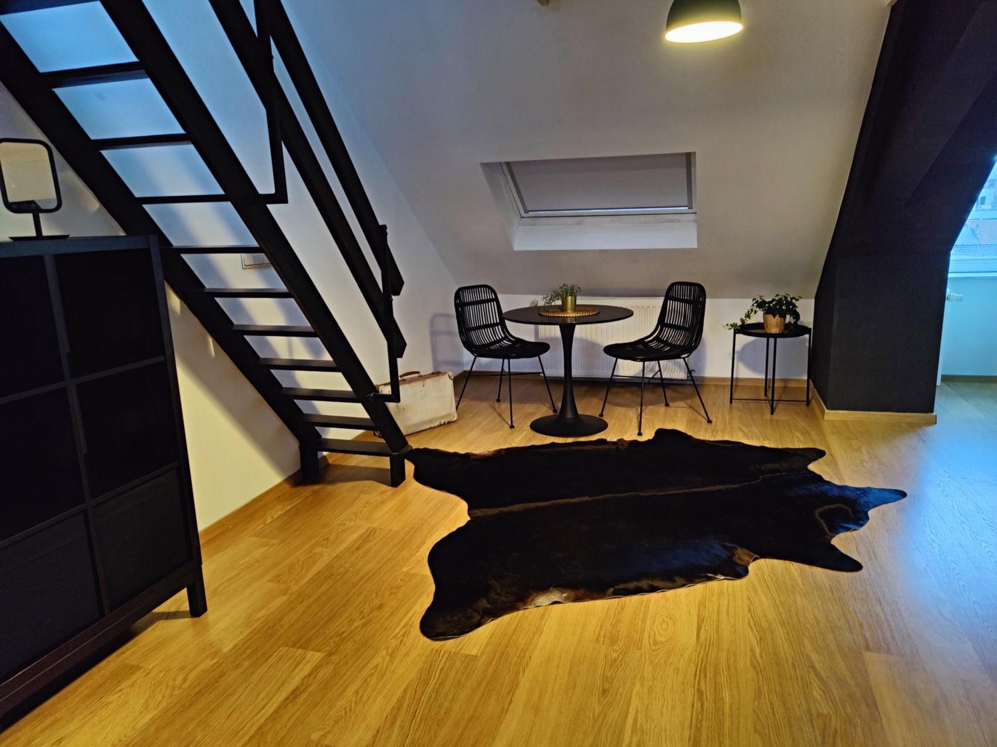 B&B Leopold & Appartementen Сінт-Трейден Екстер'єр фото